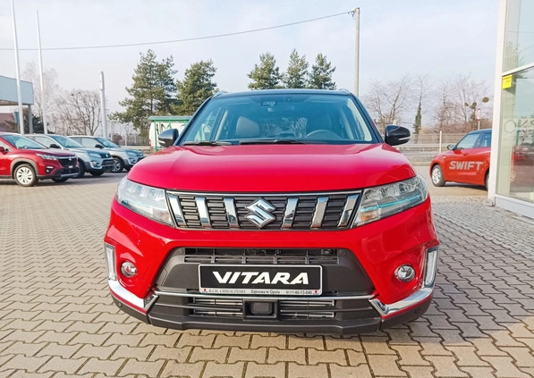 Suzuki Vitara cena 120590 przebieg: 5, rok produkcji 2024 z Szczebrzeszyn małe 191